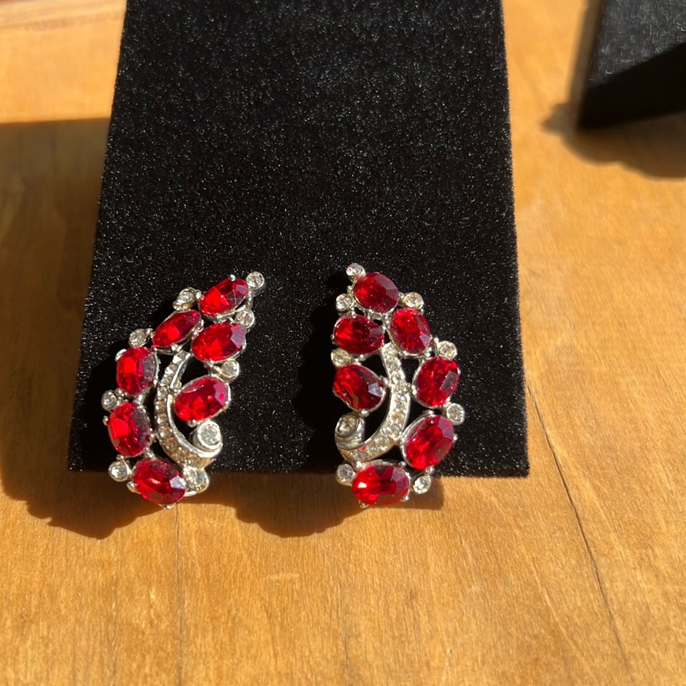1950s Rhinestone Earrings clip